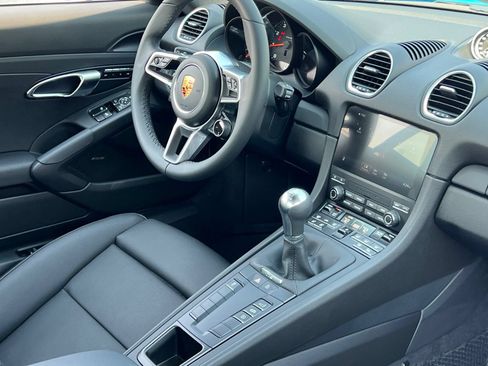 Certified 2025 Porsche 718 Cayman RWD image 15