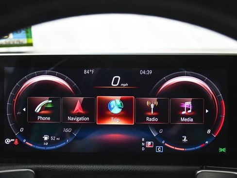 Used 2020 Mercedes-Benz GLB 250 4MATIC image 39