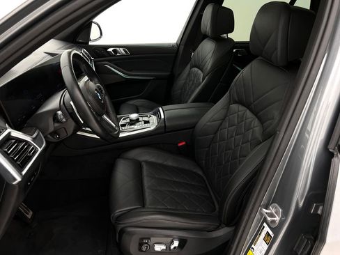 Certified 2024 BMW X5 M60i w/ Executive Package image 11