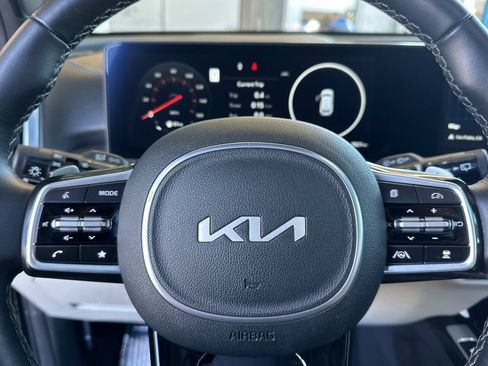 Certified 2025 Kia Sorento SX Prestige AWD/4WD image 27