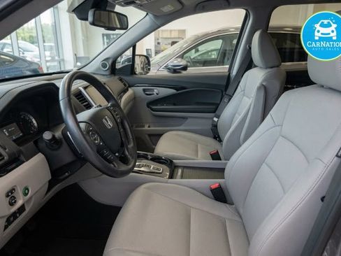 Used 2017 Honda Pilot Elite image 6