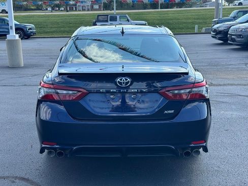 Used 2022 Toyota Camry XSE image 6