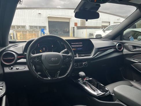 Certified 2024 Chevrolet Trax RS w/ Driver Confidence Package image 10