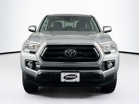Used 2021 Toyota Tacoma SR5 image 4