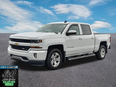 Used 2018 Chevrolet Silverado 1500 LT w/ All Star Edition AWD/4WD image 12
