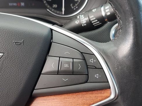 Certified 2024 Cadillac XT5 Premium Luxury w/ LPO, Floor Liner Package AWD/4WD image 18