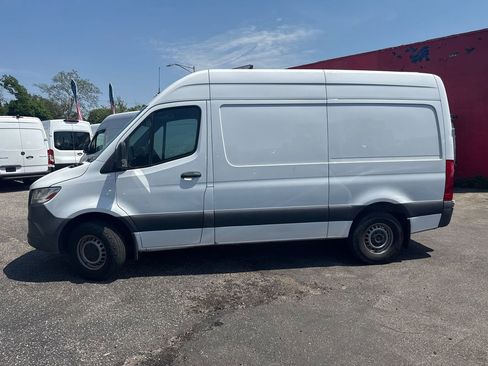 Used 2020 Mercedes-Benz Sprinter 2500 w/ Driver Convenience Package image 3