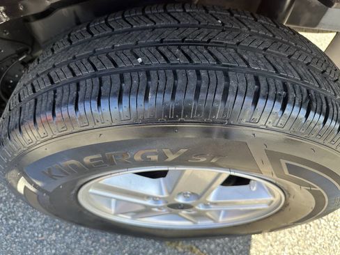 Used 2006 Ford Escape XLS image 19