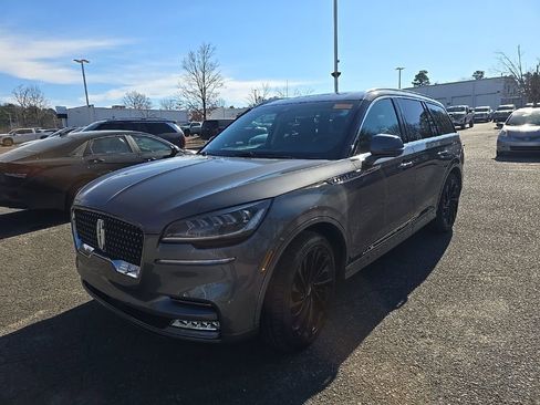 Used 2021 Lincoln Aviator Reserve w/ Equipment Group 208A image 1