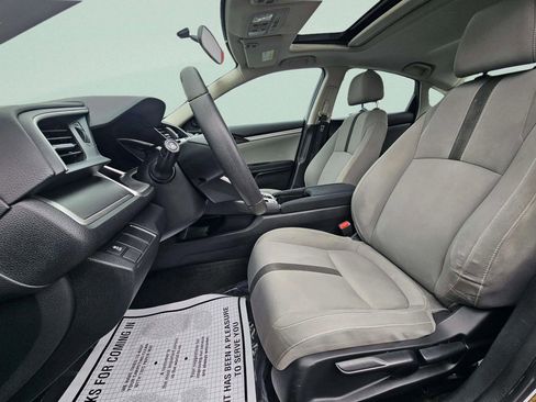 Used 2018 Honda Civic EX image 10