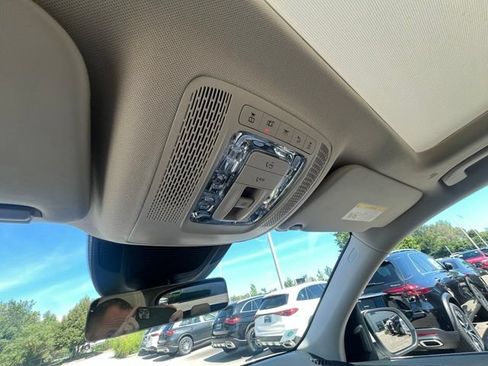 Certified 2025 Mercedes-Benz GLE 450e 4MATIC image 22