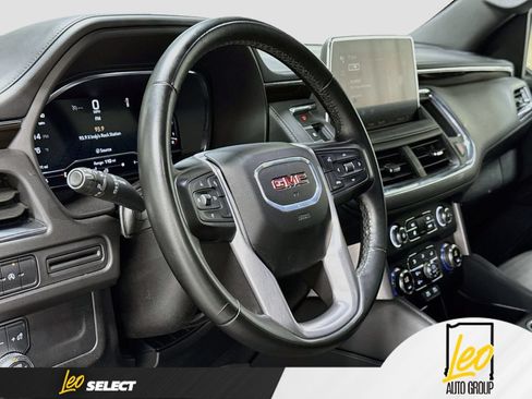 Used 2024 GMC Yukon XL SLE AWD/4WD image 12