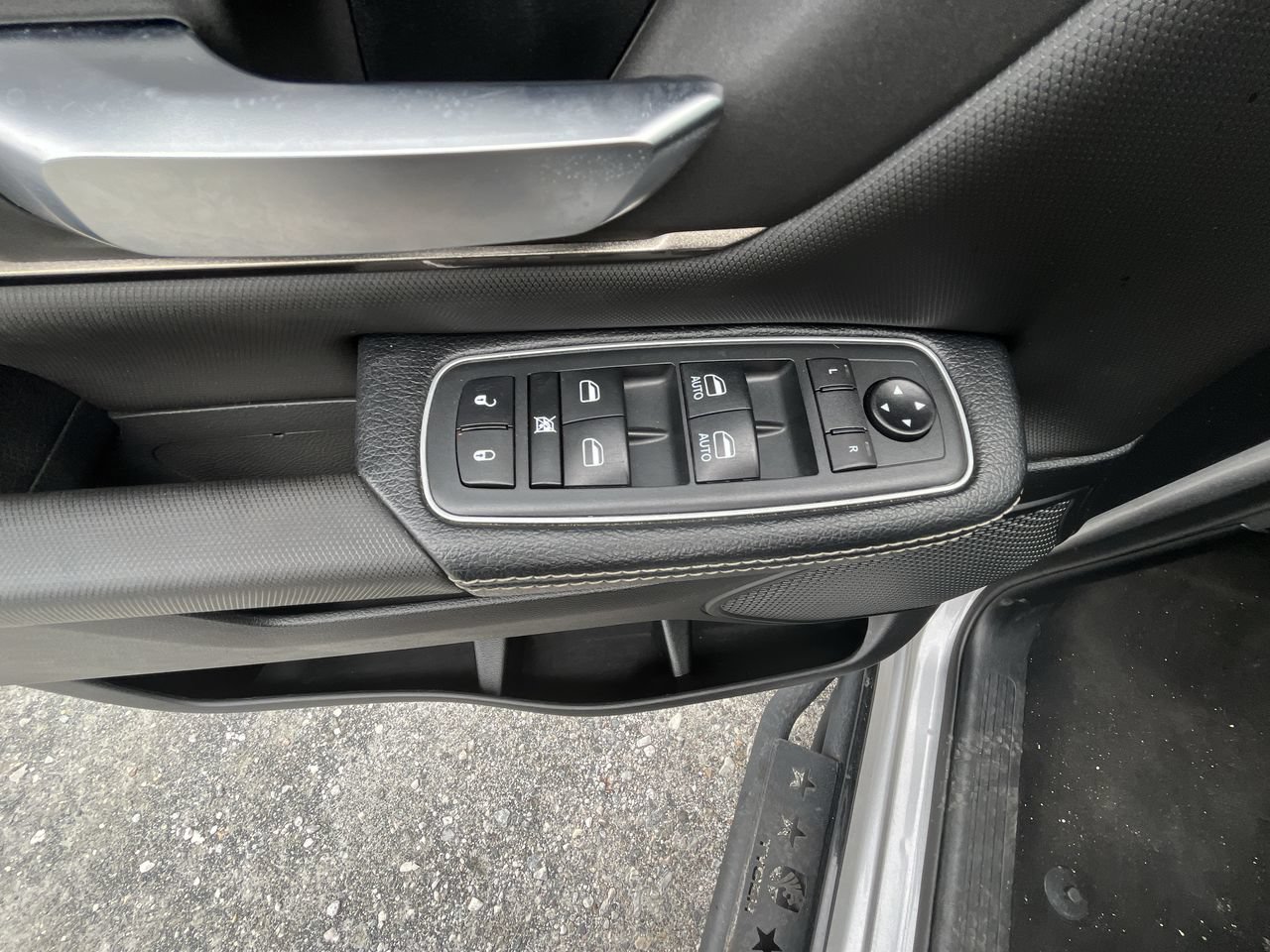 Used 2020 RAM 1500 Rebel AWD/4WD image 4