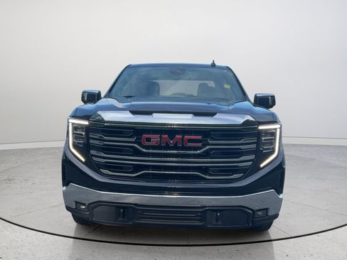 Certified 2025 GMC Sierra 1500 SLT AWD/4WD image 4