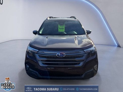 Used 2026 Subaru Forester Premium AWD/4WD image 8