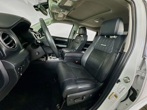 Used 2020 Toyota Tundra Platinum AWD/4WD image 12