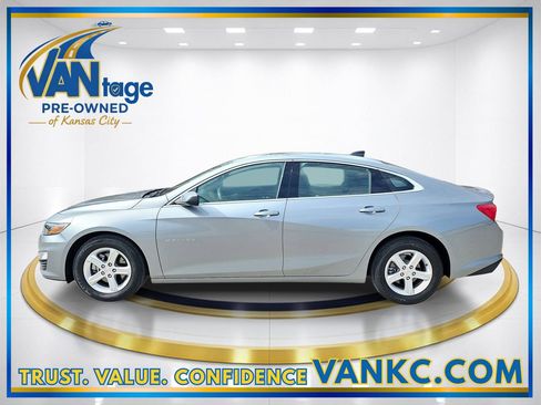 Used 2023 Chevrolet Malibu LS w/ Driver Confidence Package image 10