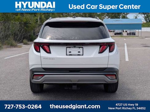 Used 2026 Hyundai Tucson SEL FWD image 4