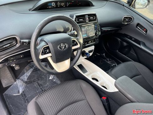 Certified 2016 Toyota Prius Three w/ Advanced Technology Package FWD image 19