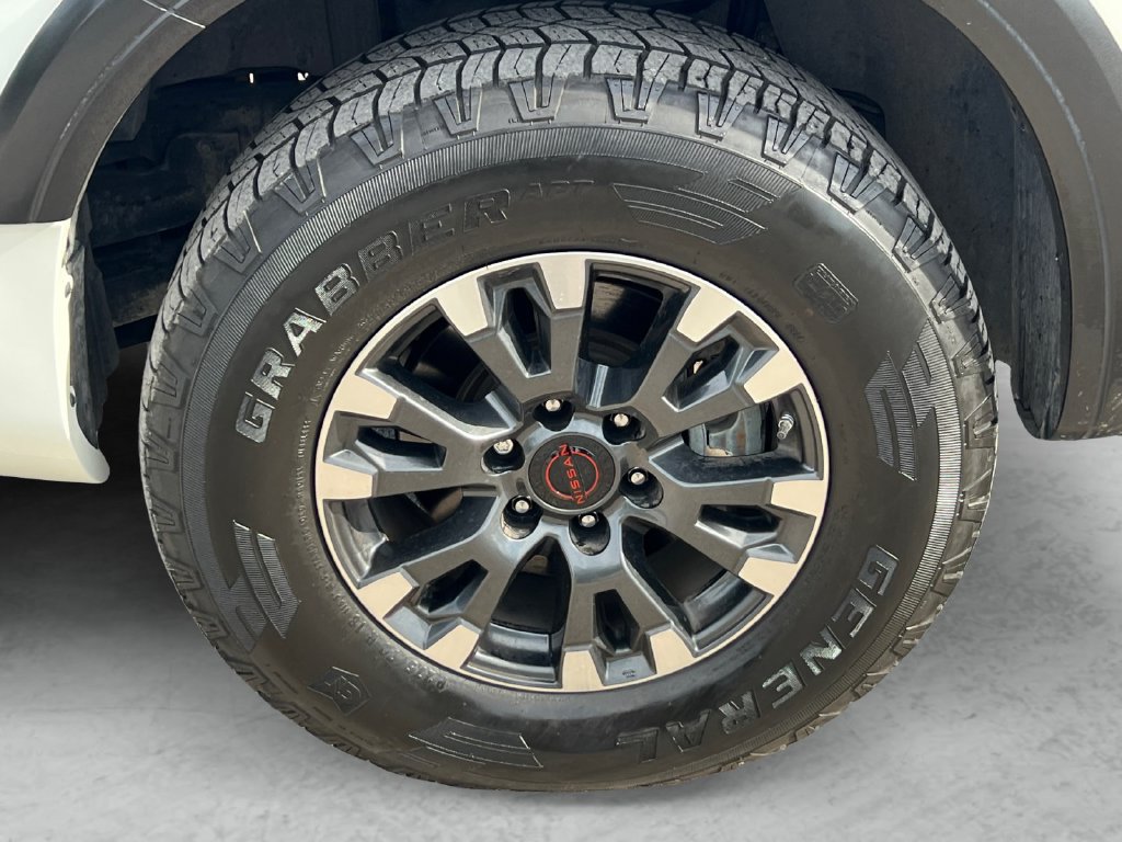 Used 2024 Nissan Titan PRO-4X w/ Pro-4x Convenience Package AWD/4WD image 23