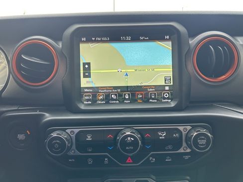 Certified 2021 Jeep Gladiator Mojave image 15