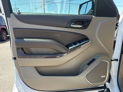 Used 2019 Chevrolet Tahoe LT RWD image 28