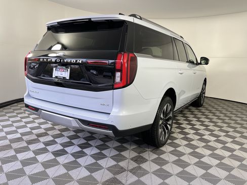 New 2025 Ford Expedition Max Platinum w/ Platinum Ultimate Package image 5