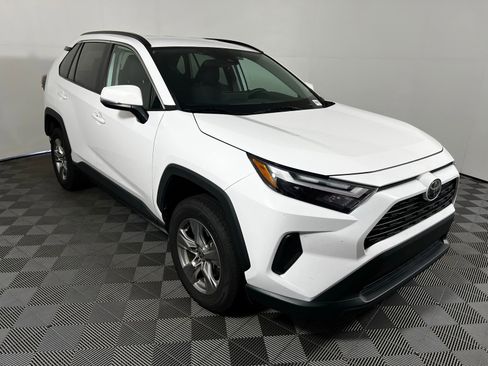 Certified 2024 Toyota RAV4 XLE FWD image 3