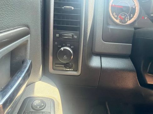 Used 2018 RAM 5500 Tradesman w/ Power & Remote Entry Group AWD/4WD image 15