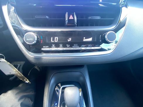 Used 2024 Toyota Corolla LE FWD image 22