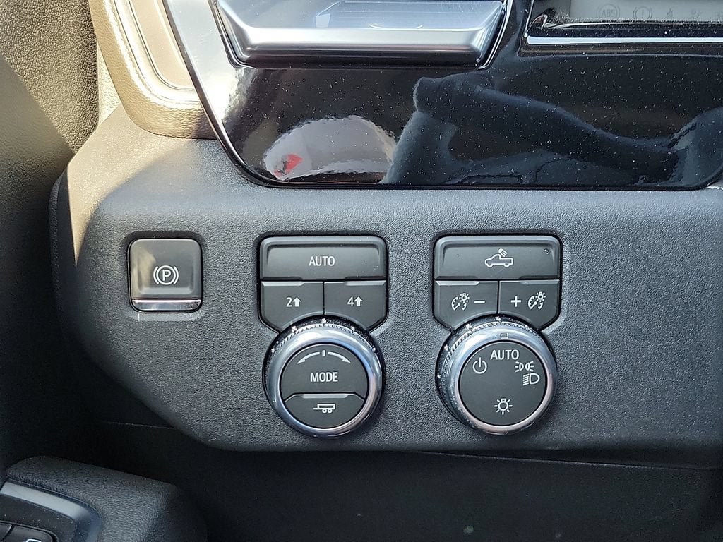 New 2026 GMC Sierra 1500 SLE AWD/4WD image 15