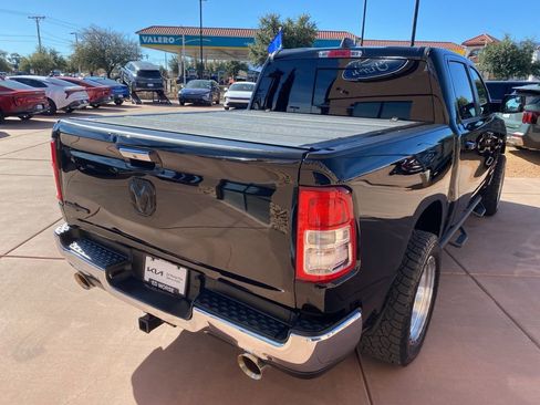 Used 2019 RAM 1500 Big Horn image 9