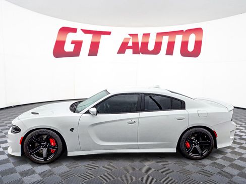 Used 2019 Dodge Charger SRT Hellcat w/ Navigation & Travel Group image 4