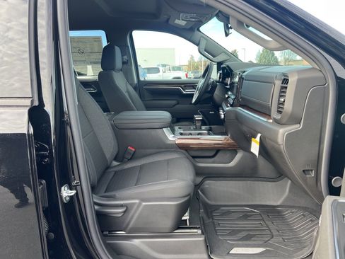 New 2026 GMC Sierra 1500 Elevation image 24