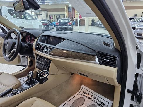 Used 2015 BMW X1 xDrive28i image 23