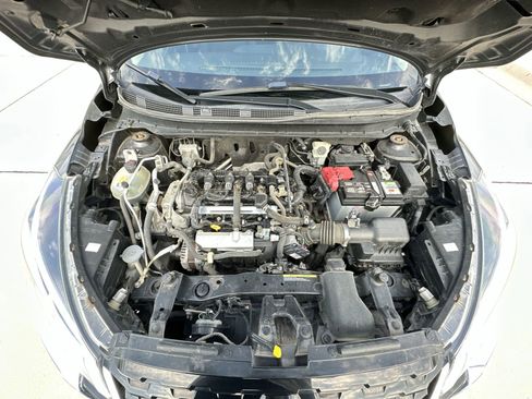 Used 2021 Nissan Kicks SV FWD image 29