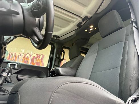 Used 2020 Jeep Wrangler Unlimited Sport S AWD/4WD image 24