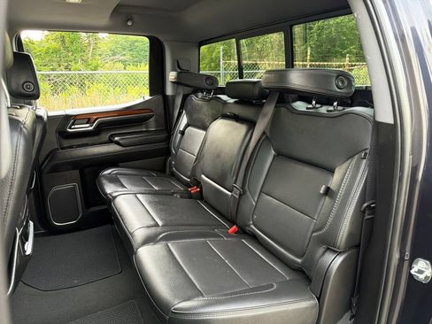 Used 2023 GMC Sierra 1500 Denali w/ Denali Reserve Package AWD/4WD image 21