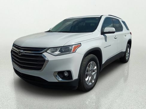 Used 2021 Chevrolet Traverse LT w/ LPO, Floor Liner Package FWD image 3