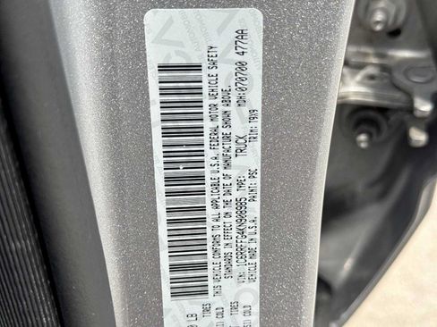 Used 2019 RAM 1500 Big Horn AWD/4WD image 34