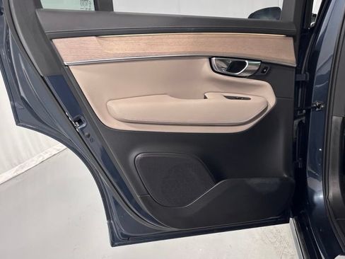 Certified 2026 Volvo XC90 B6 Plus AWD/4WD image 23
