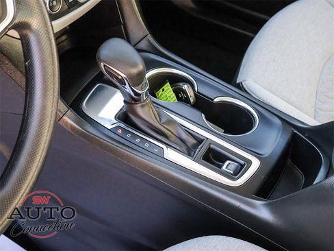 Used 2023 Chevrolet Equinox LS w/ LPO, Floor Liner Package image 26