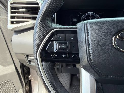 Used 2025 Toyota Tundra Platinum AWD/4WD image 18