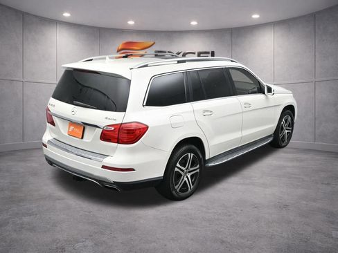 Used 2016 Mercedes-Benz GL 450 4MATIC w/ Premium I Package image 54