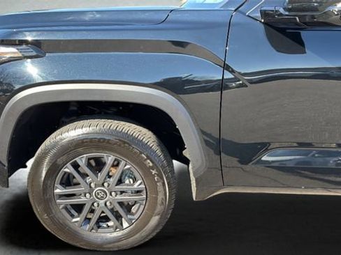 Used 2024 Toyota Tundra SR5 w/ SR5 Convenience Package AWD/4WD image 28