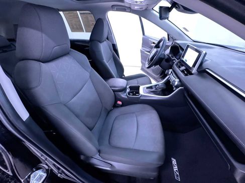 Used 2024 Toyota RAV4 XLE w/ Convenience Package FWD image 34