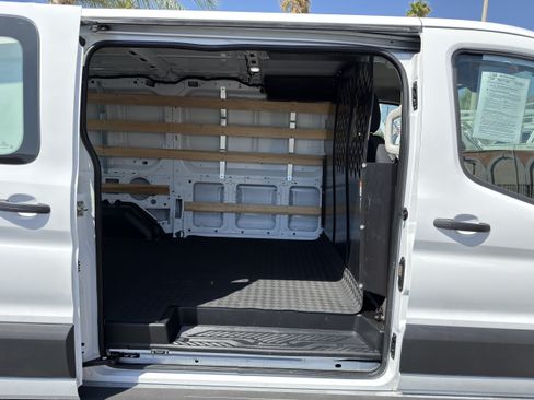 Used 2025 Ford Transit 250 Low Roof w/ Exterior Upgrade Package RWD image 12