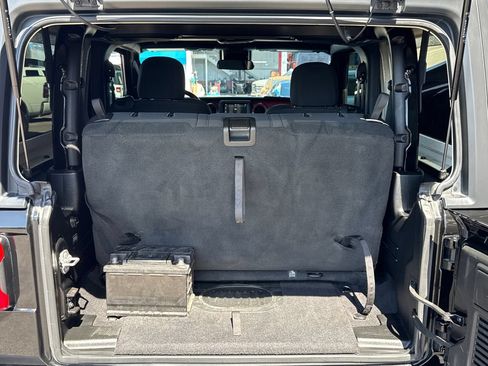 Used 2021 Jeep Wrangler Sport AWD/4WD image 13