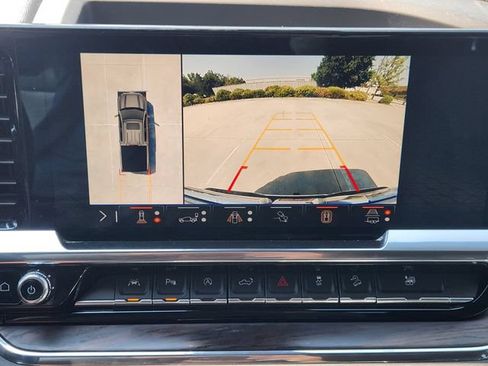 Used 2024 GMC Sierra 1500 SLT AWD/4WD image 15