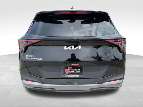 New 2026 Kia Sportage LX FWD image 6